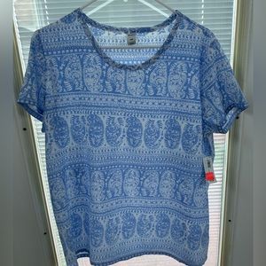 Old Navy ladies summer top brand new.